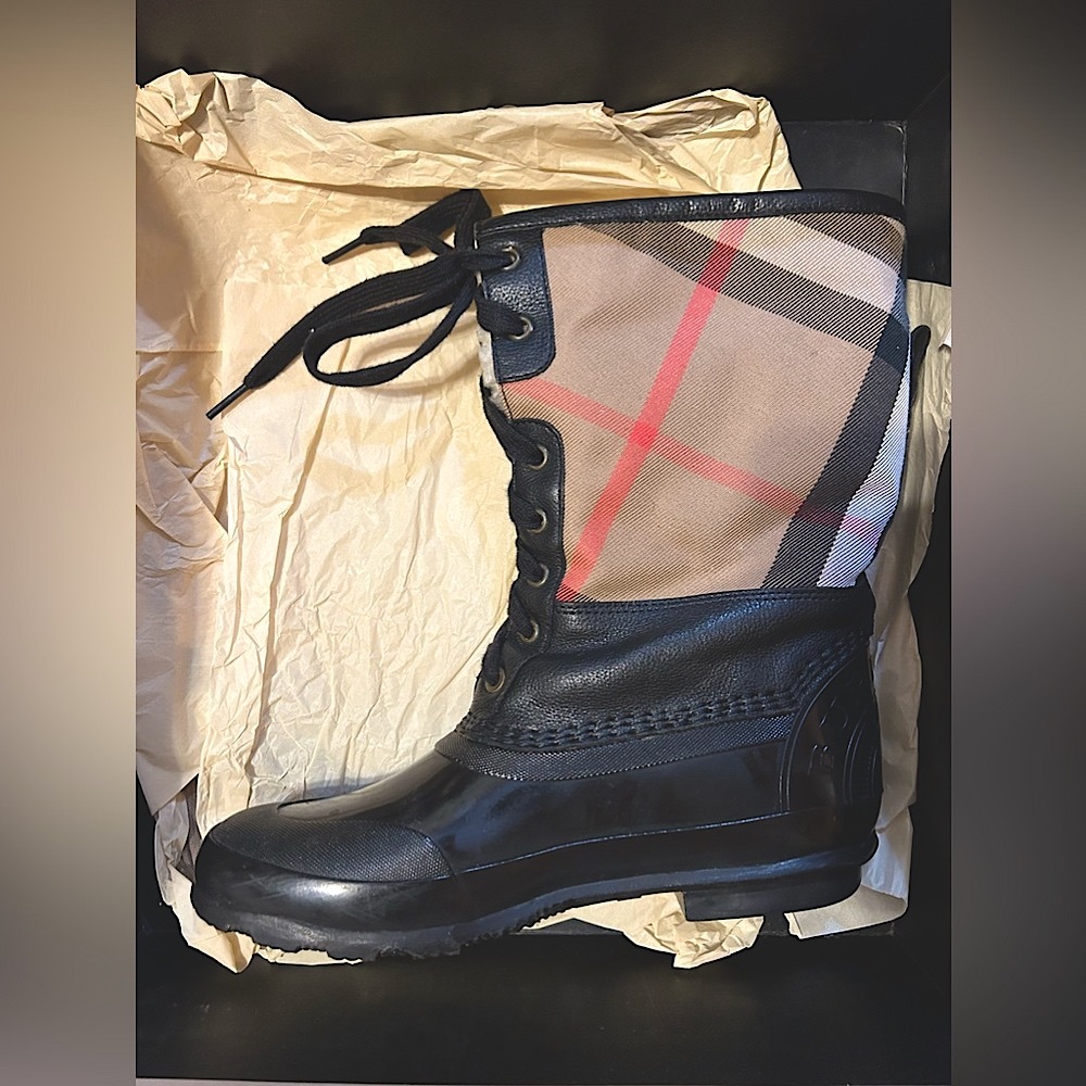 EUC Burberry Danning weather rain/snow boots signature pattern UK 4 EUR 37 - Picture 2 of 15